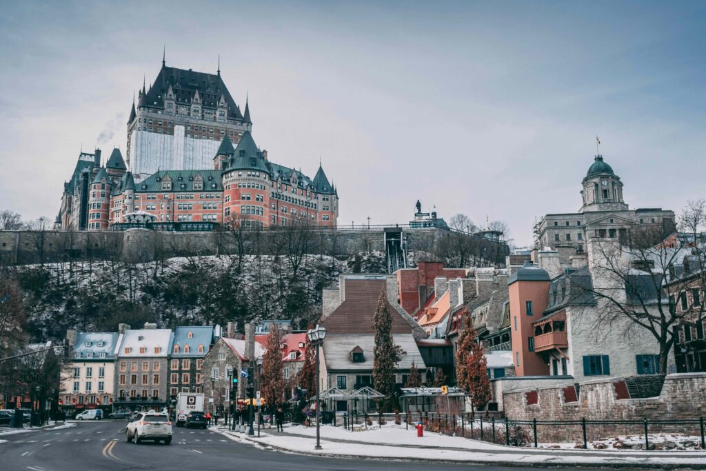 Québec, Château Frontenac, petit Champlain, artisant